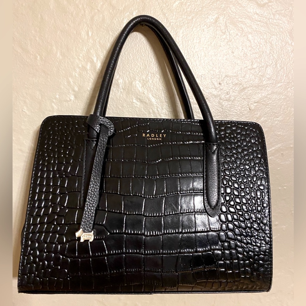 Easley London Liverpool Purse - Picture 4 of 11